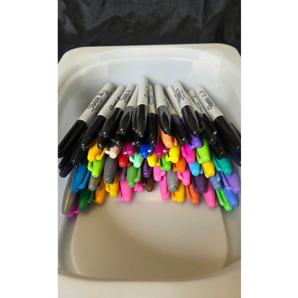 Sharpie Fine Point Markers